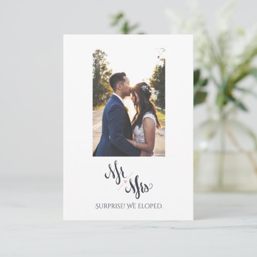 Mr & Mrs. We hebben een eenvoudige aankondiging va (Staand voorkant)