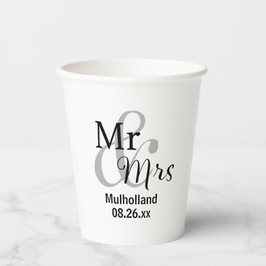 Mr & Mrs Wedding Date met Bride & Groom Names Papieren Bekers (Voorkant)