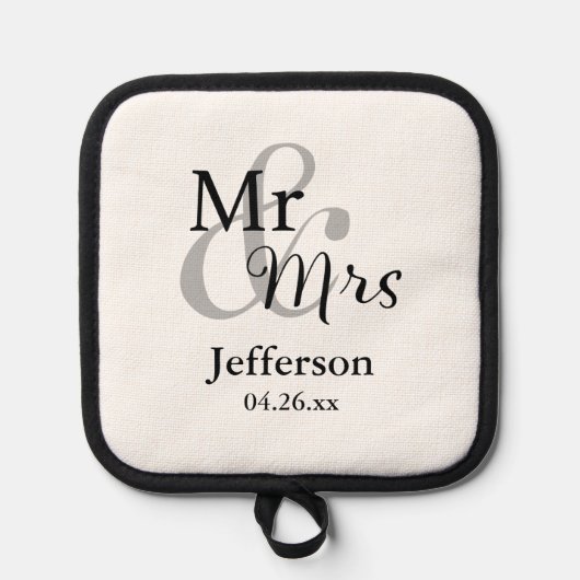 Mr & Mrs Wedding Favor met naam en datum Pannenlap (Voorkant)