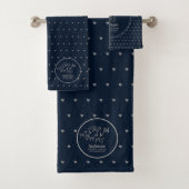 Mr & Mrs Wedding Navy Blue Silver Love Hearts Bad Handdoek (Insitu)