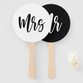 Mr of Mrs Modern minimal Wedding Game Handwaaier