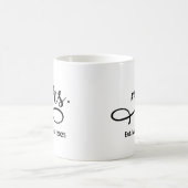 Mrs Black Modern Script Custom Wedding Pas getrouw Koffiemok (Center)