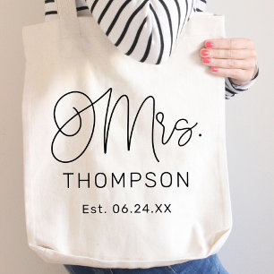 Mrs Black Modern Script Custom Wedding Pas getrouw Tote Bag