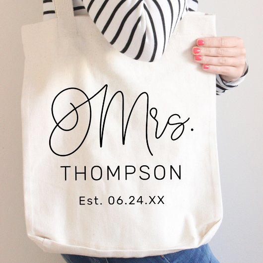 Mrs Black Modern Script Custom Wedding Pas getrouw Tote Bag