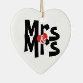 Mrs. en Mrs. Personalized Bold Font Lesbian Weddin Keramisch Ornament (Rechts)