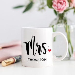 Mrs Modern Black Script Personalized Wedding Koffiemok