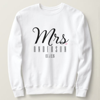Mrs Modern Script Custom Wedding Date Newlywed  Trui
