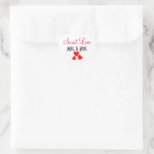 Mrs + Mrs Sweet Love Red Hearts gepersonaliseerd Hart Sticker (Tas)