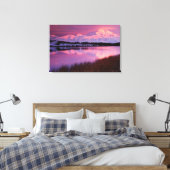 Mt. Denali bij zonsondergang vanuit Reflection Pon Canvas Afdruk (Insitu (Slaapkamer))