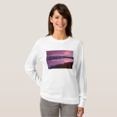 Mt. Denali bij zonsondergang vanuit Reflection Pon T-shirt (Voorkant volledig)