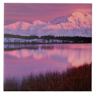 Mt. Denali bij zonsondergang vanuit Reflection Pon Tegeltje