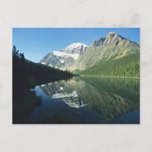 Mt Edith Cavell in Cavell Lake, Jasper Nationaal Briefkaart