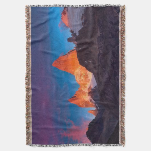 Mt Fitz Roy bij Sunrise Deken (Voorkant Verticaal)