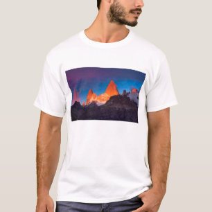 Mt Fitz Roy bij Sunrise T-shirt