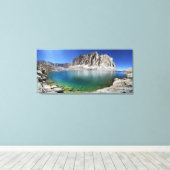 Mt Hitchcock over het benedenmeer van Hitchcock 2  Canvas Afdruk (Insitu (Houten vloer))