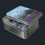 Mt Hood Lavender Fields Jigzaag Puzzle Puzzel<br><div class="desc">Lavendervelden in de Hood River,  Oregon met Mt Hood op de achtergrond. © 2020 Alyssa Ernst Photography</div>