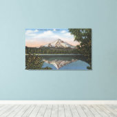 Mt. Hood, Oregon - Uitzicht van bergen van 2 Canvas Afdruk (Insitu (Houten vloer))