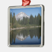 Mt. Hood Ornament (Links)