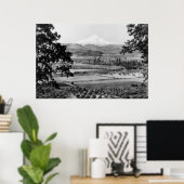 Mt. Hood uit de Hood River Valley-foto Poster (Thuiskantoor)