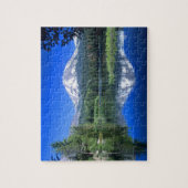 Mt. Lassen stijgt boven Manzanita Lake Legpuzzel (Verticaal)