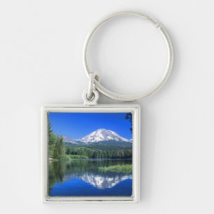 Mt. Lassen verrijst boven Manzanita Lake Sleutelhanger
