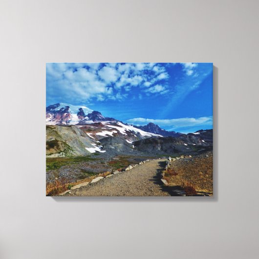 Mt. Rainier Stretched Canvas Print (Voorkant)