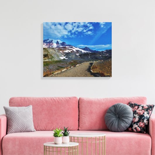 Mt. Rainier Stretched Canvas Print (Insitu (Woonkamer))