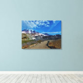 Mt. Rainier Stretched Canvas Print (Insitu (Houten vloer))