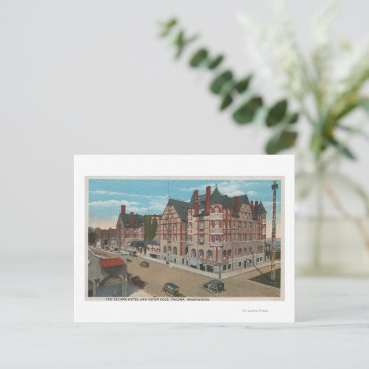 Mt. Rainier, WA - Uitzicht van het Tacoma Hotel & Briefkaart (Staand voorkant)