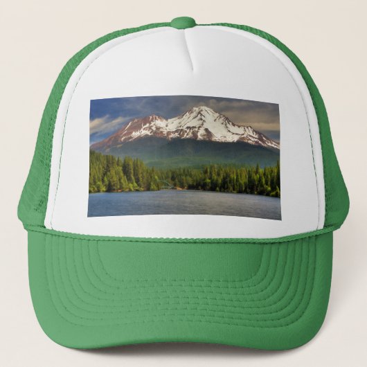 MT SHASTA VAN LAKE SISKIJE TRUCKER PET (Voorkant)