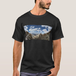 Mt Whitney Trail Over Hitchcock en Guitar lakes 2 T-shirt
