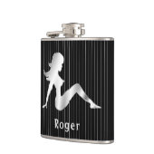 Mud Flap Girl, gelinkt op zwarte fles Heupfles (Links)