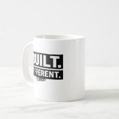 MUG - BUILT DIFFERENT KOFFIEMOK (Voorkant links)