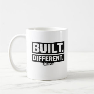 MUG - BUILT DIFFERENT KOFFIEMOK