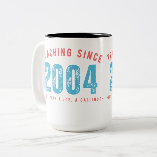 Mug for teacher | Teaching since 2004 Tweekleurige Koffiemok (Voorkant links)