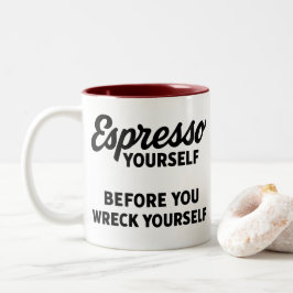 Mug – Funny Coffee Lover’s Cup for Caffeine Addict Tweekleurige Koffiemok
