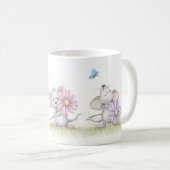 mug with three cute mice holding pretty flowers koffiemok (Voorkant rechts)