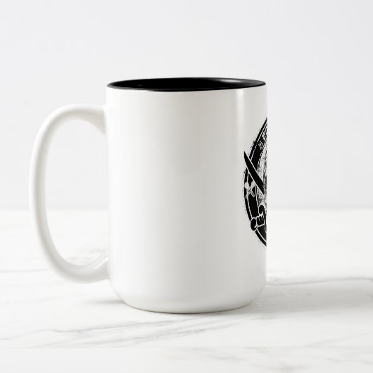 Mugshot Mic mok met twee tonijnen (Links)