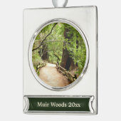 Muir Bossen Path II Natuur Fotografie Verzilverd Banner Ornament (Links)