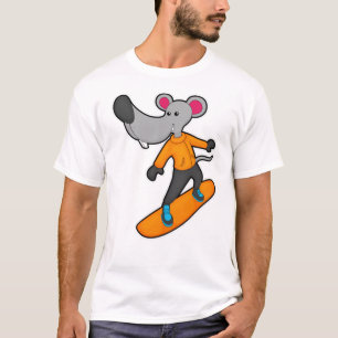 Muis als Snowboarder met Snowboard T-shirt