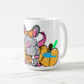 Muis baby onthult herfst koffiemok (Voorkant rechts)