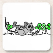 Muis die speelt in shamrocks bier onderzetter (Voorkant)