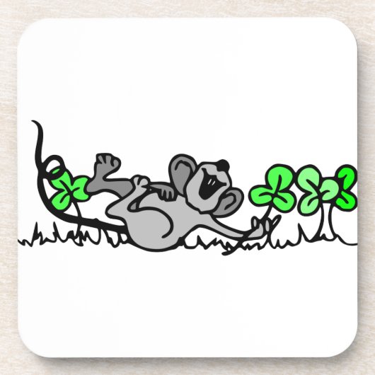 Muis die speelt in shamrocks bier onderzetter (Voorkant)