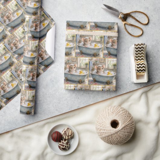 Muis in bubbelbad met gele eend cadeaupapier (Crafts)