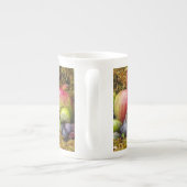 Muis in een appelmok porselein kop (Achterkant)