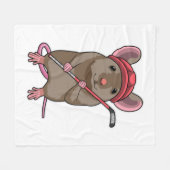 Muis op Ice hockey met ijshockeystick Fleece Deken (Voorkant (Horizontaal))