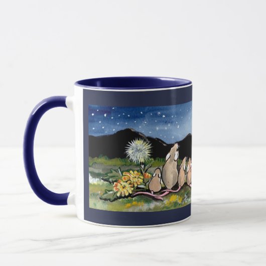 Muisfamilie kijken naar Moon Designer donkerblauwe Mok (Links)