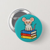 Muisje op stapel boeken ronde button 5,7 cm (Voorkant /achterkant)