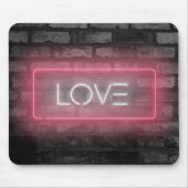 MUISMAT LOVE Pink Neon Sign. (Voorkant)