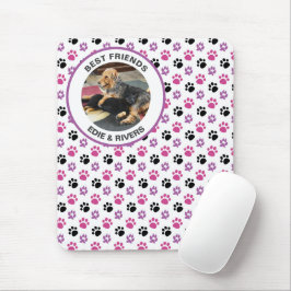 Muismat met voetafdrukken van een leuk hondje